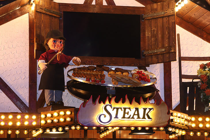 Anni's Steak Hütte - mit Schwenkgrill über Buchenholzfeuer in der Straße 4 gegenüber dem Rotor 